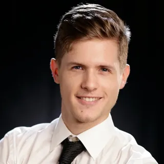 Dr. Vitor Arienzo