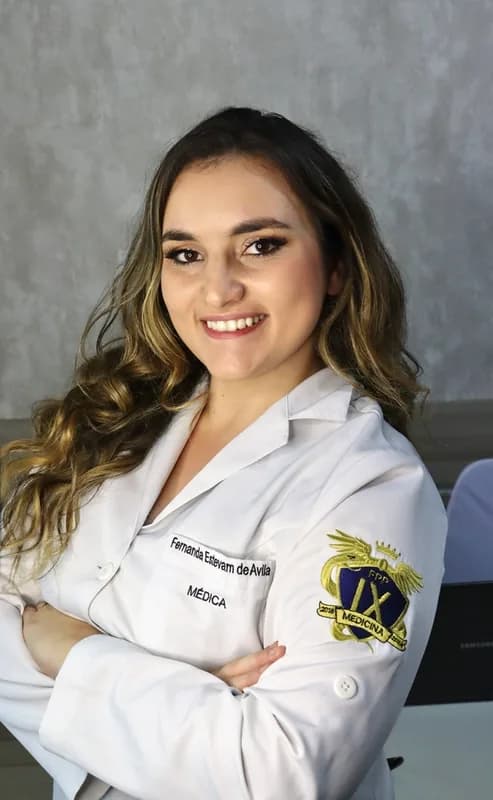 Dra. Fernanda Estevam de Ávila